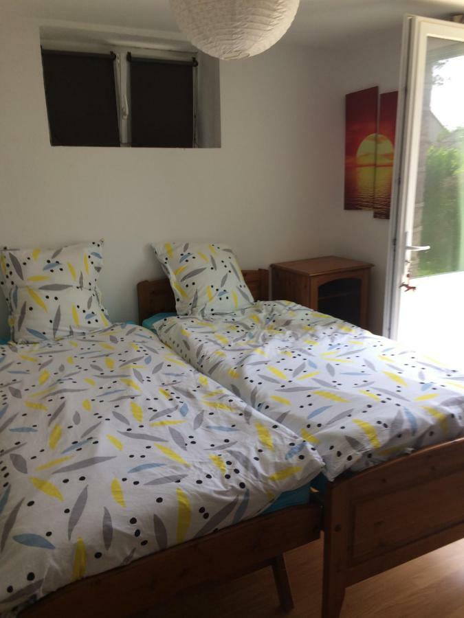 895 Alexis Jaubert Apartamento Saint-Pantaléon-de-Larche Exterior foto